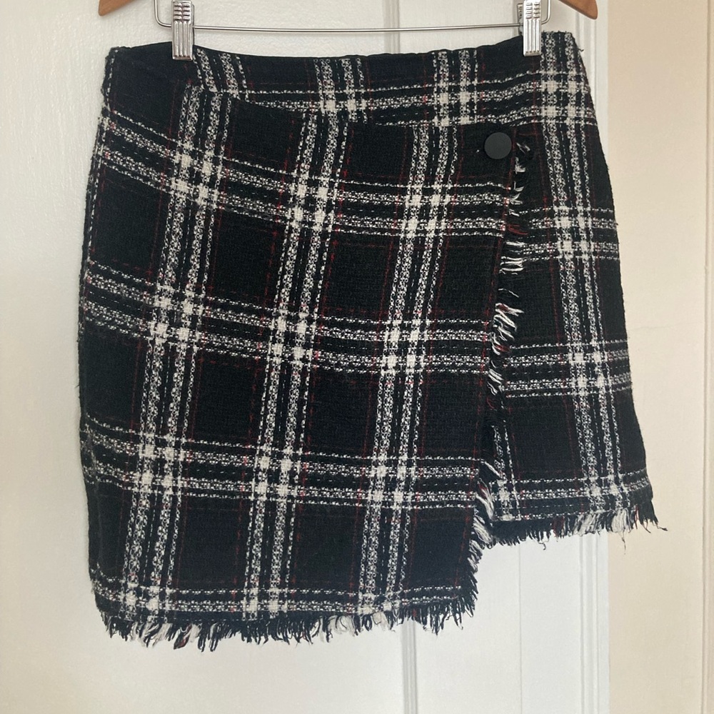 Warehouse Asymmetric Black, White & Red  Tweed type Skirt. ( UK size 14).